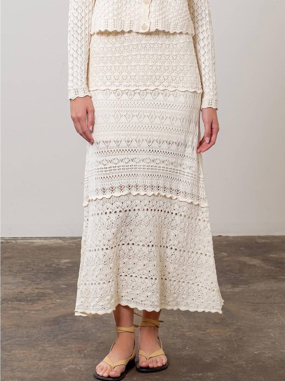 Moon River XS Crochet Maxi Skirt in Cream